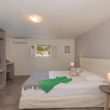 Asante Group Homes Hotel 2*